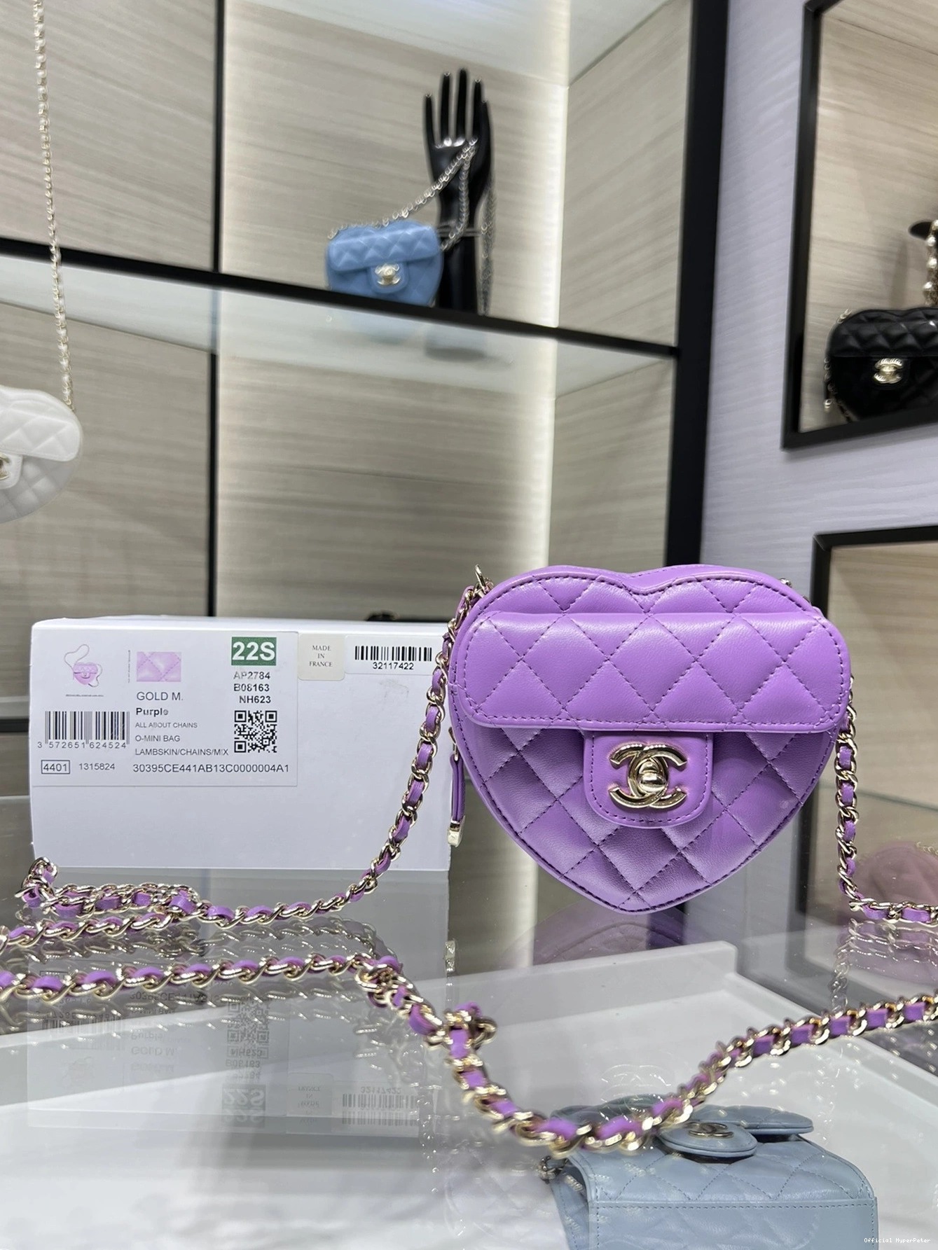 Hyper Peter HEART CHANEL WITH CHAIN CHANELUTCH 0721